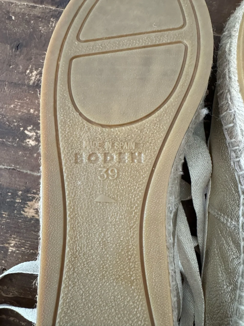 BODEN Ankle Tie Espadrilles/gold foil